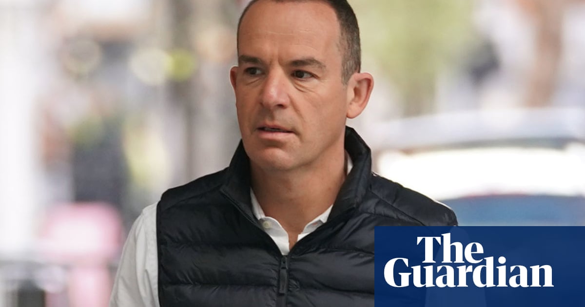 Martin Lewis apologises for swearing at Ofgem over energy price cap