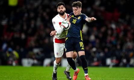 Croatia's Josko Gvardiol (left) and Scotland's Ben Doak battle for the ball during the UEFA Nations League Group A1 match at Hampden Park, Glasgow.