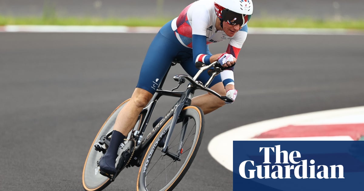 Sarah Storey closes on outright British Paralympic record after time trial gold