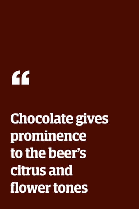 Quote: “Chocolate gives prominence to the beer’s citrus and flower tones”