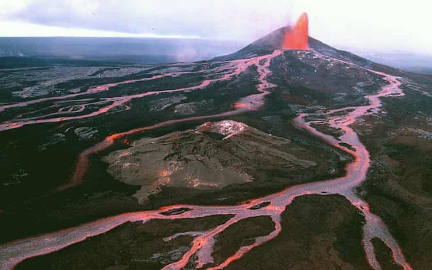 Terrawatch What Does The Inside Of A Volcano Look Like Science The Guardian