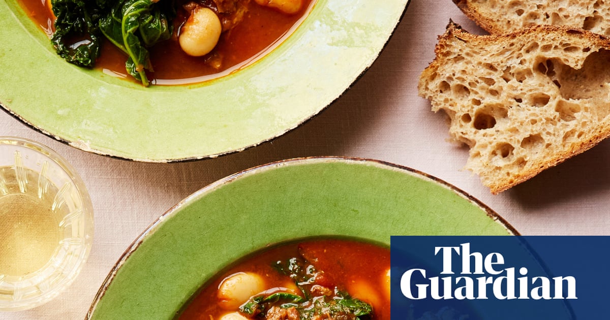 José Pizarro’s recipe for braised lamb and kale cazuela with beans