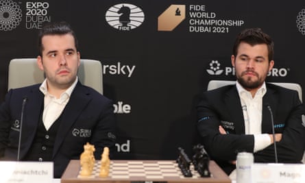 Ian Nepomniachtchi (left) holds a 4-1 lead in classical chess over world champion Magnus Carlsen before their 14-game match