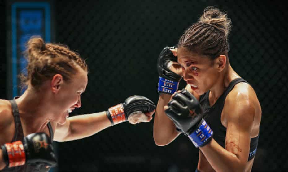 bruised review halle berry s mma fighter keeps her eye on the prize movies the guardian