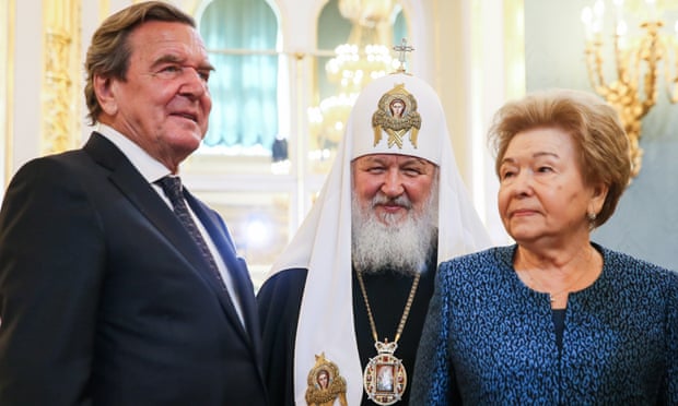 Gerhard Schröder, Patriarch Kirill of Moscow and All Russia, and Naina Yeltsina, the widow of Boris Yeltsin.