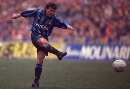 Lothar Matthäus playing for Internazionale in the 1991-92 season. Several of Germany’s best players in that period moved to Italy.