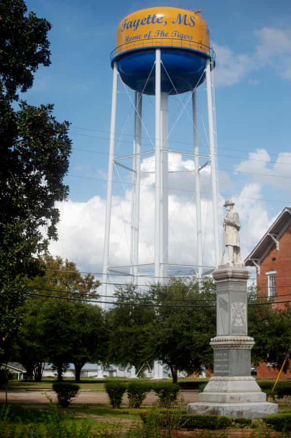 A confederate statue near the water tower in downtown Fayette.