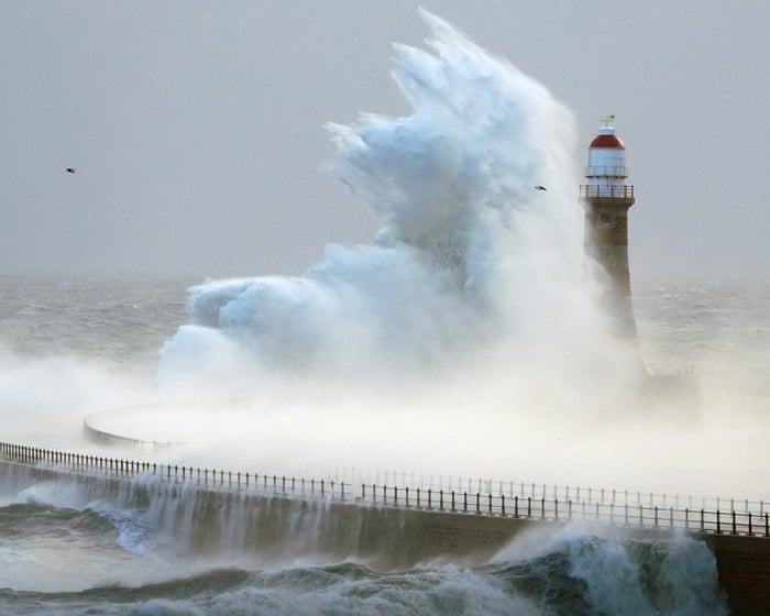 Weather warnings as Storm Amy to batter UK this weekend