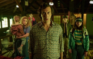 Greta Gerwig, May Nivola, Adam Driver, Samuel Nivola and Raffey Cassidy star in Noah Baumbach’s White Noise