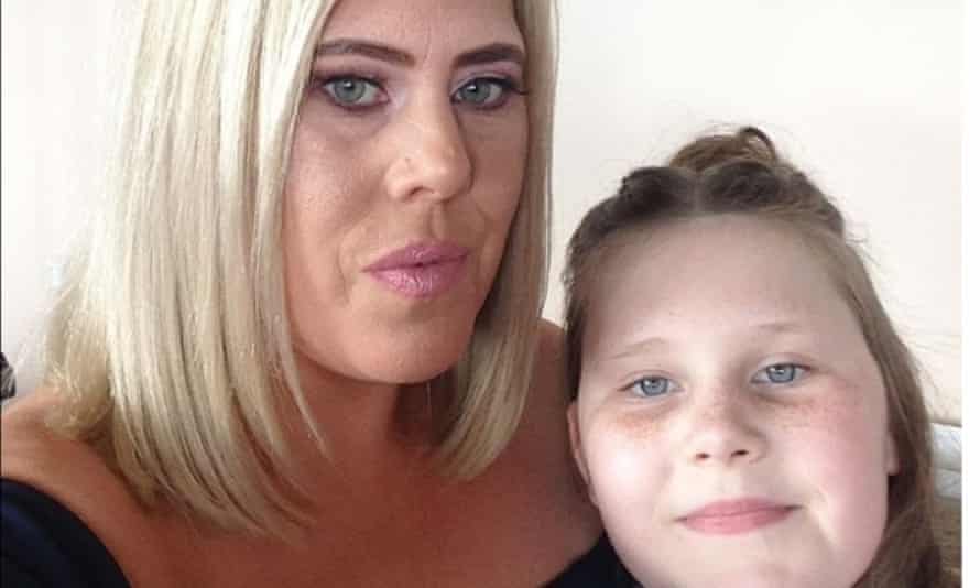 Ashley Fraser with her daughter
