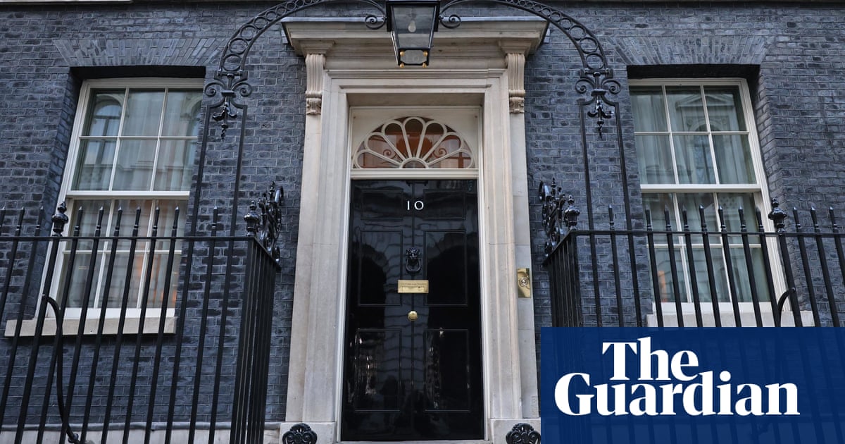 What a leadership crisis looks like from inside Downing Street