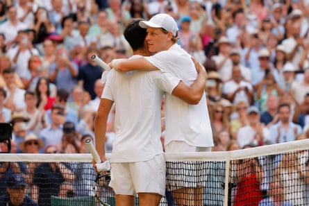 Jannik Sinner hugs Carlos Alcaraz after the former’s 4-6, 6-4, 6-4, 6-4 victory.