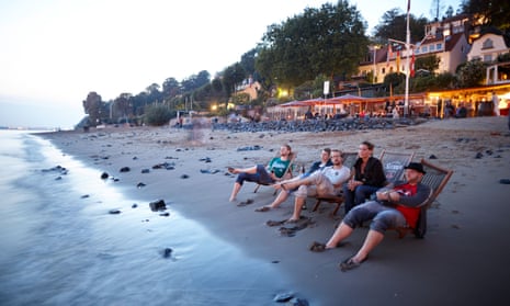 Knocking off time in Hamburg