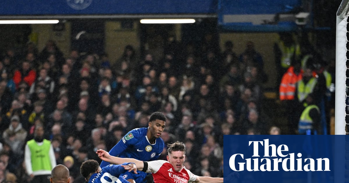 Sánchez errors hand Arsenal first-leg lead despite Garnacho’s Chelsea double