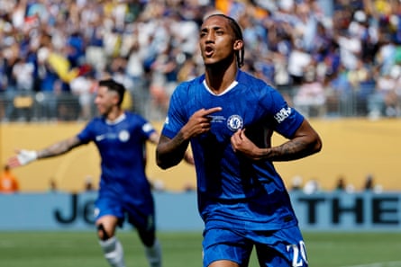 João Pedro celebrates his extremity successful nan last of nan Club World Cup.