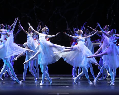 The Bolshoi ballet premieres its production Krakatukin Moscow in January 2020.