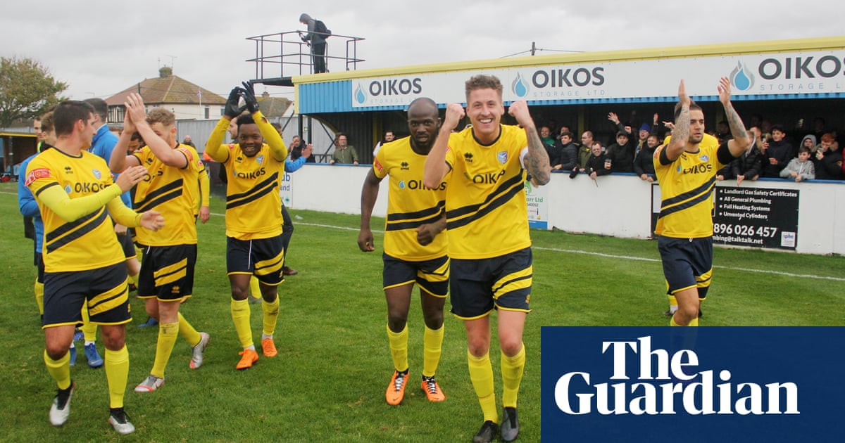 Banbury and Canvey Island meet in FA Cup first round like no other