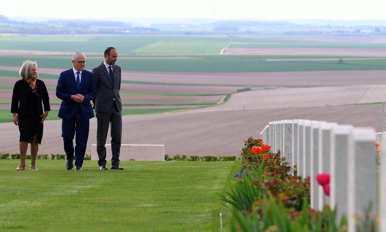 Malcolm Turnbull and his wife Lucy Turnbull tour the Australian National Memorial at Villers-Bretonneux with with French prime minister Édouard Philippe (right).