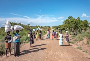 Refugees on a road to the settlement
