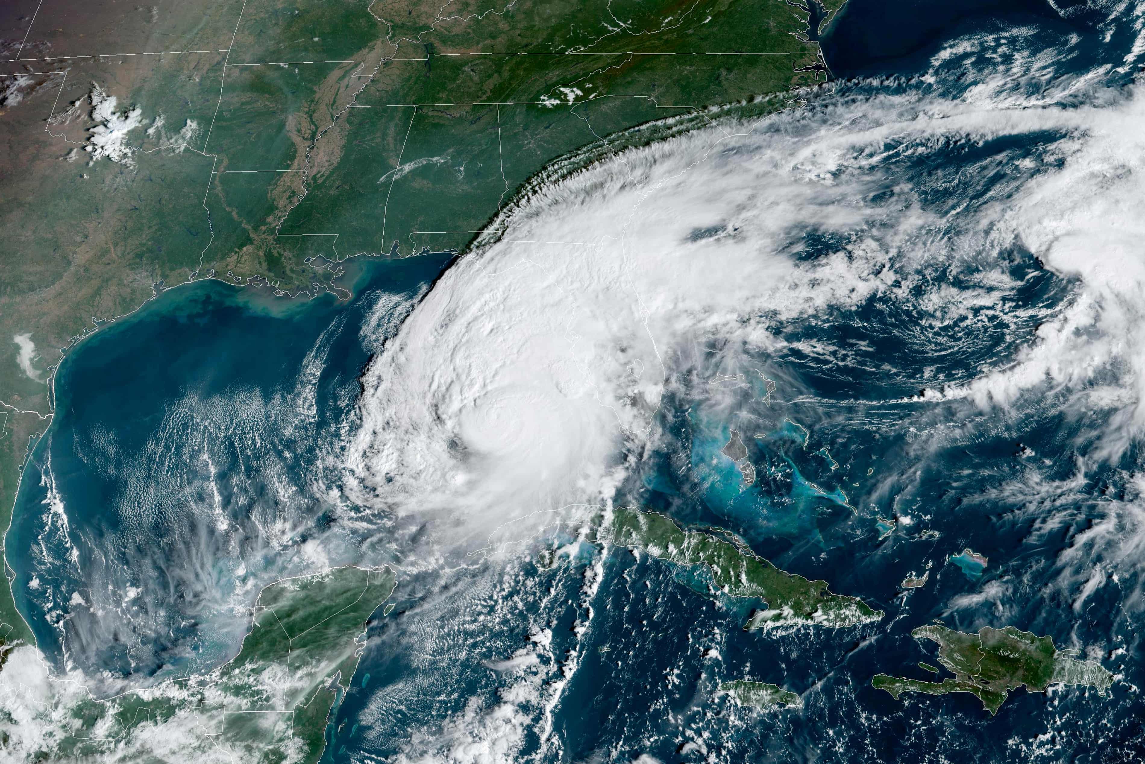 Hurricane Milton: tropical storm-force winds reach Florida before ‘storm of the century’ (theguardian.com)