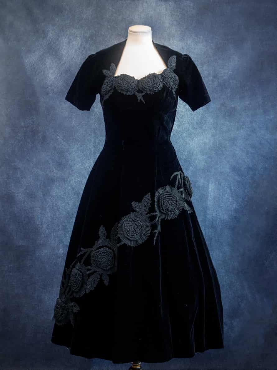 Black velvet dress worn by Vera Lynn in 1952 on the cover of New Musical Express