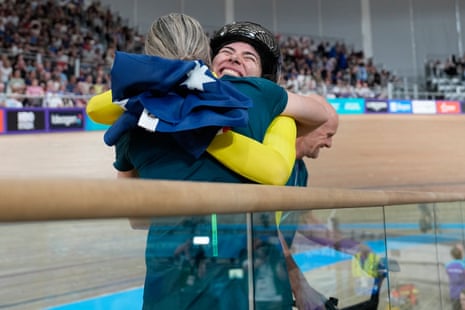 Georgia Baker of Australia celebrates winning in the women’s 10km scratch final.