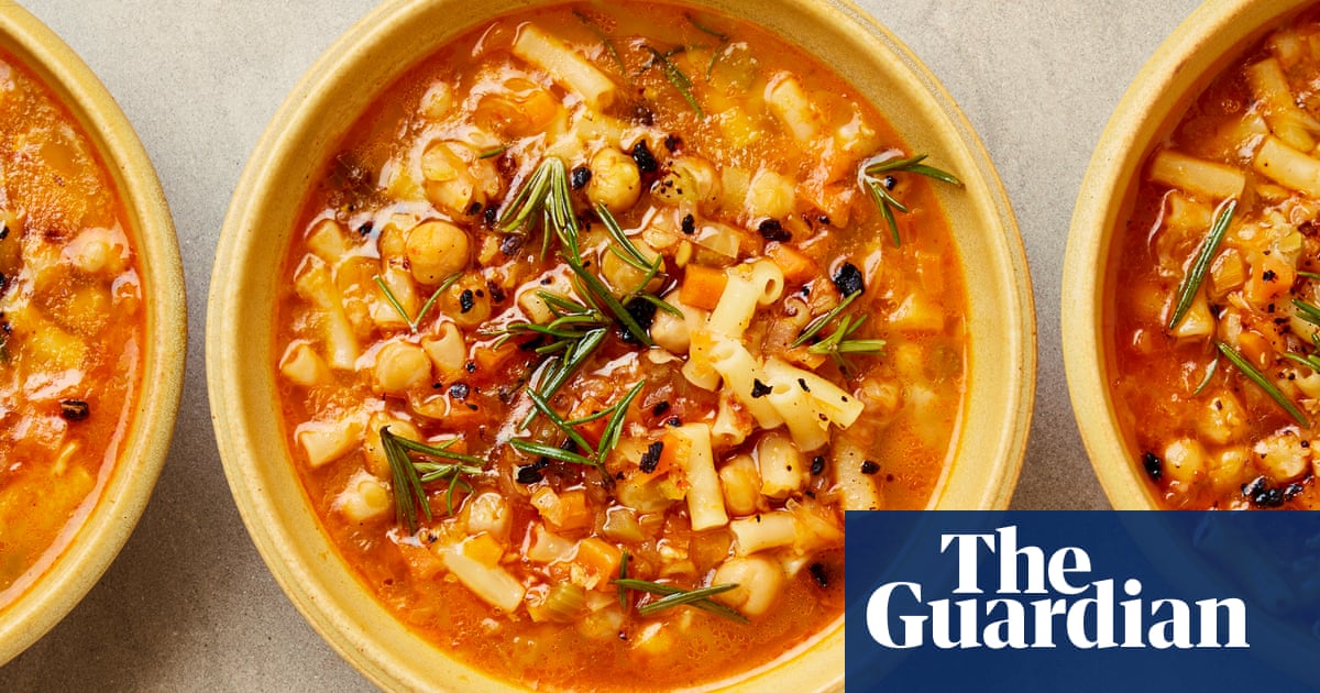 Паста с нахут получава лимонов пикантен доматен привкусMeera Sodha събота