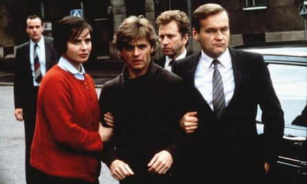 Lourd à louer… Skolimowski (à droite) avec Isabella Rossellini et Mikhail Baryshnikov dans White Nights (1985).