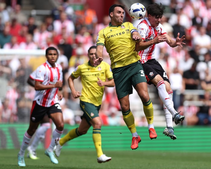 Southampton v Wrexham: Championship – live