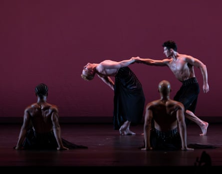 Dancers from the Paul Taylor Dance Company