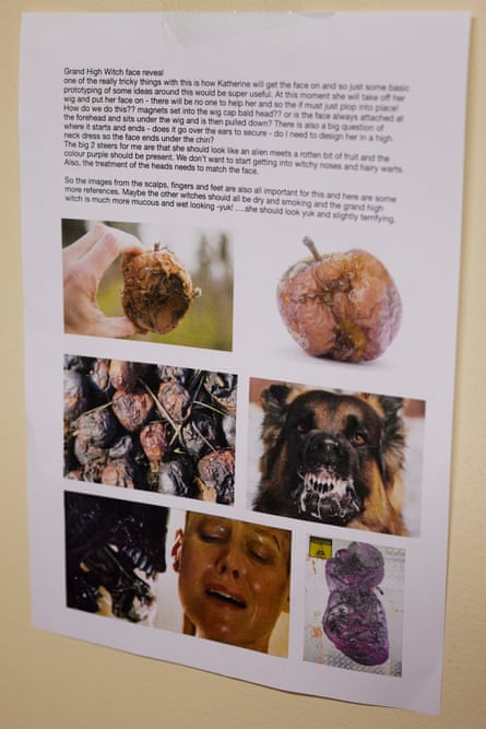 لوحة المزاج لمسرحية The Witches