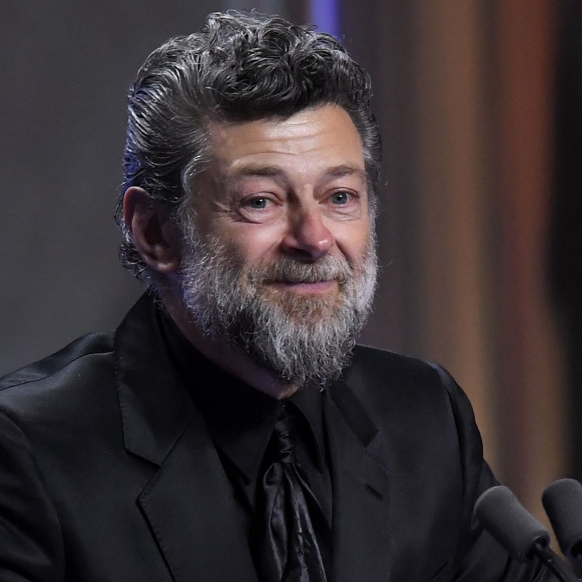 Gollum actor to read the entire Hobbit live online