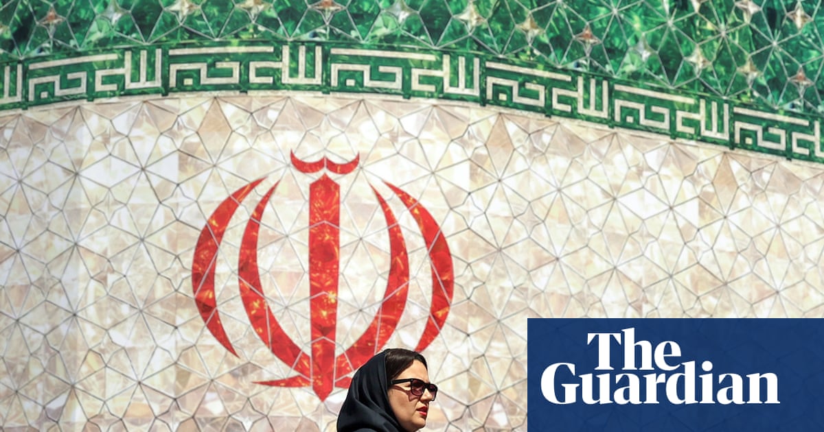 Iranian hardliners in vociferous push to reject proposed peace deal with US