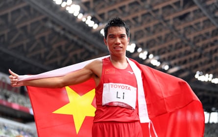 Chaoyan Li of China after his marathon victory.