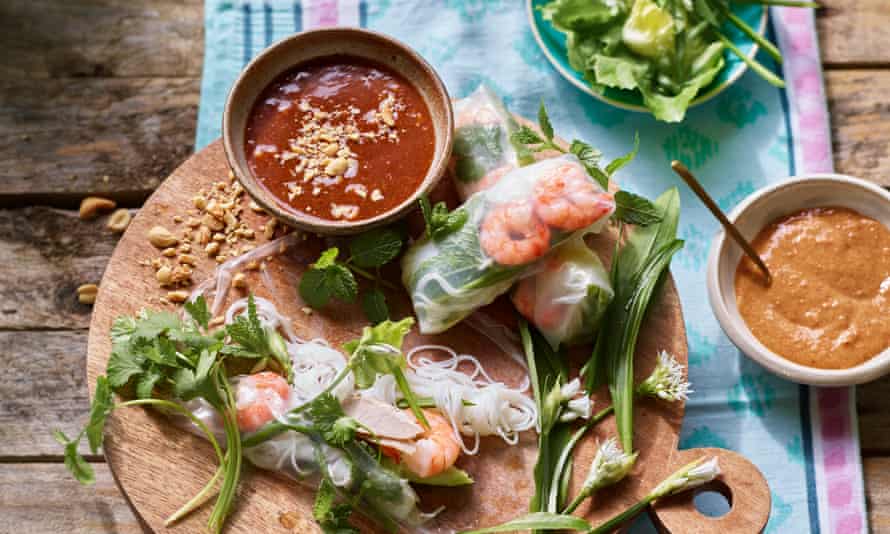 Fresh salad rolls by Uyen Luu.