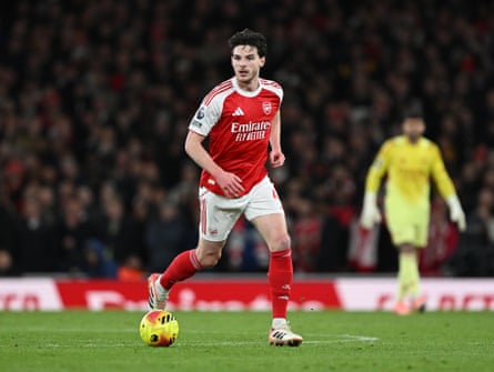 Declan Rice on the ball against Spurs