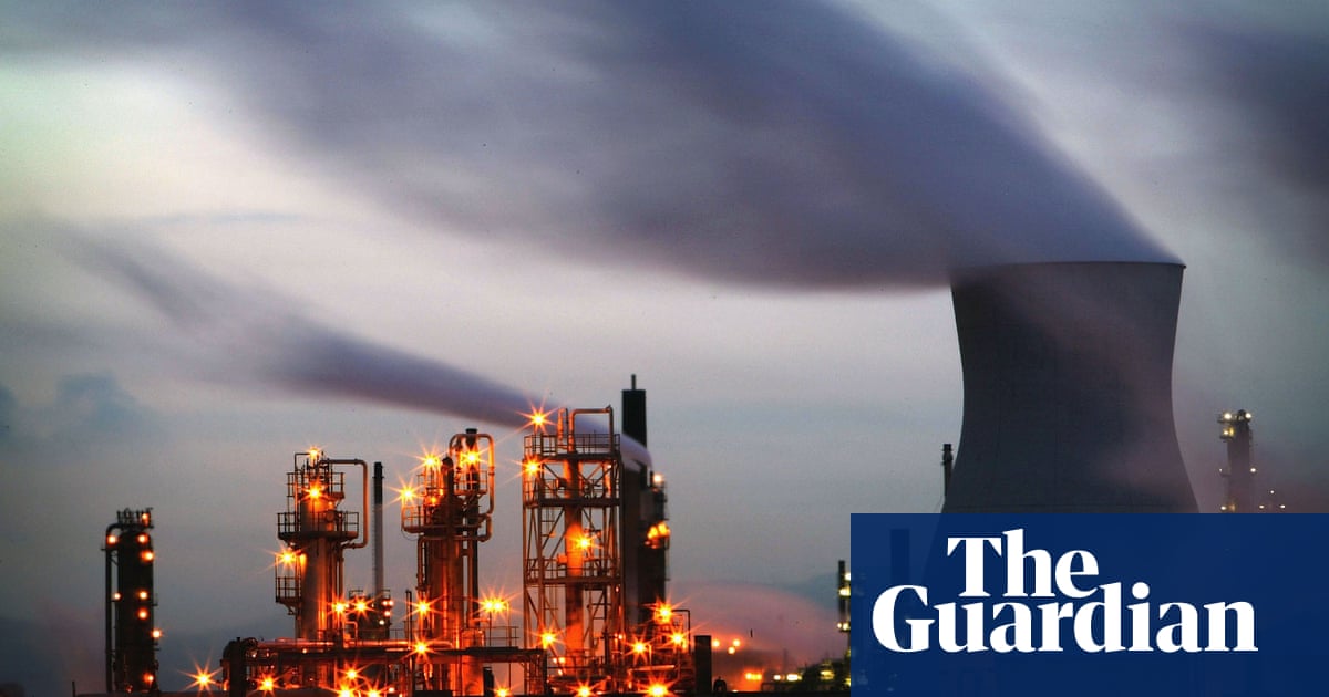 Lawyers lodge complaint over BP's 'misleading' ad campaign - The Guardian