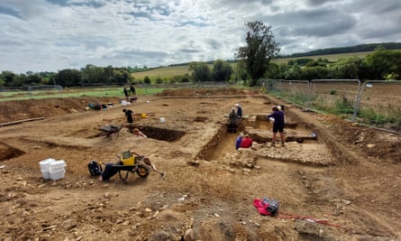 Work at the villa site.