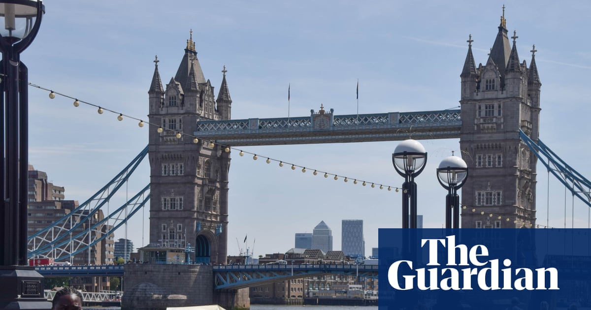 Week-long heatwave due in England with 34C peak in south-east