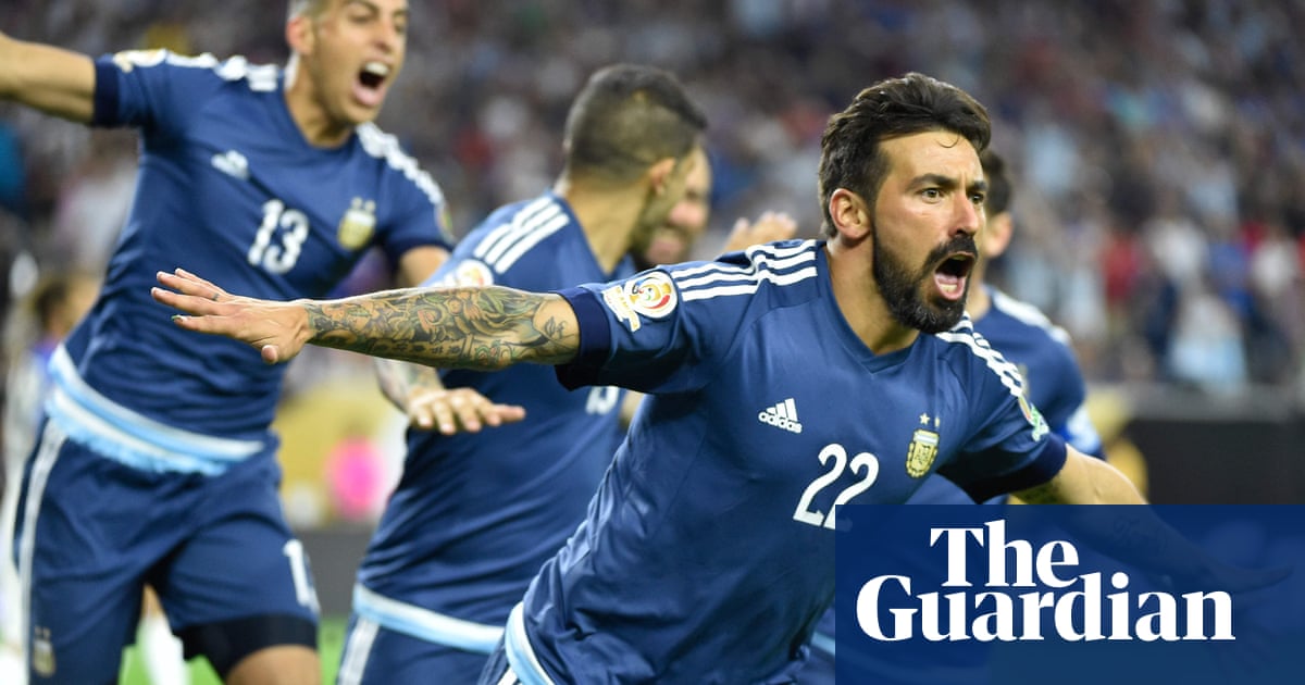 Argentina Hammer Four Past Outclassed Usa To Reach Copa America Final Copa America 16 The Guardian Argentina Hammer Four Past Outclassed Usa To Reach Copa America Final Copa America 16 The Guardian