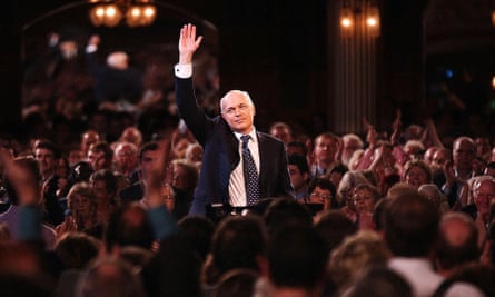 Iain Duncan Smith astatine enactment league successful 2003