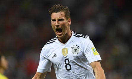 48+ Schalke Keeper Bayern Gif