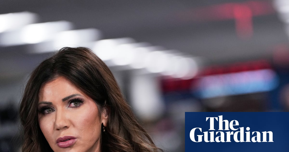 Trump officials continue to push lies after fatal shooting of Alex Pretti