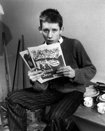 Shane MacGowan in 1977, aged 19, with his fanzine Bondage.