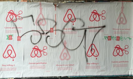 #boycottairbnb posters in Berlin