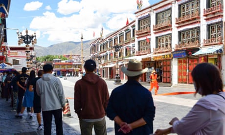 People queuing to undergo nucleic acid tests for Covid-19 in Lhasa, Tibet
