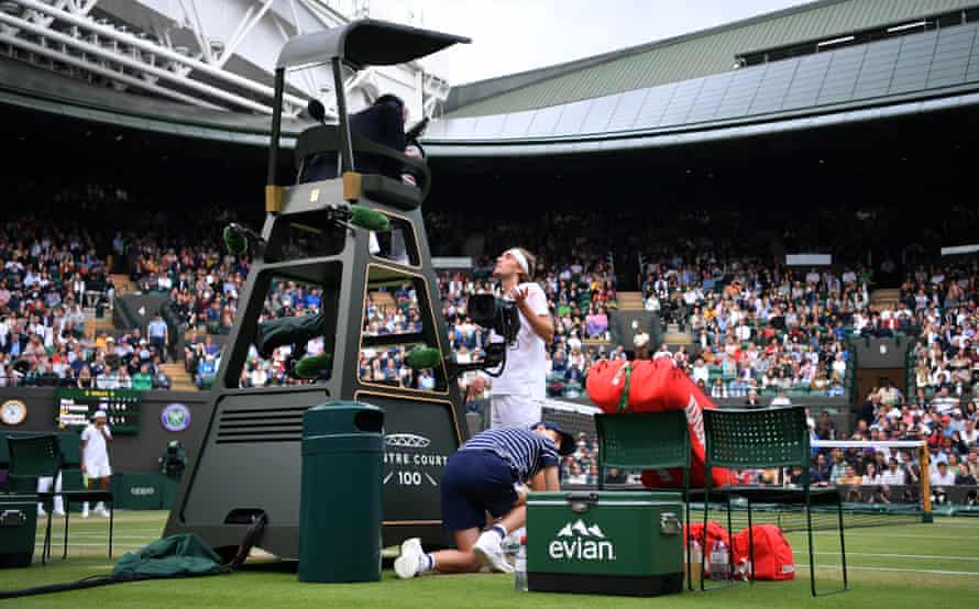 Stefanos Tsitsipas speaks with the umpire during the match