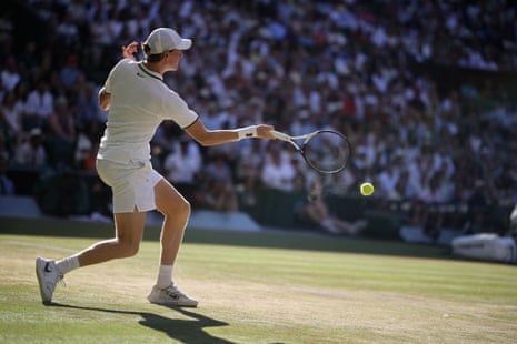 Jannik Sinner with a near-perfect tiebreak to level the match.