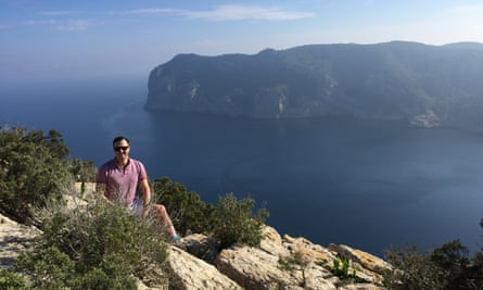 Neil Forsyth on the cliffs above Cala d’Albarca.