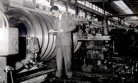 Aladdin Bahrani inspecting a 100,000 kilowatt turbine rotor at the Metropolitan-Vickers plant in Manchester, where he spent time on a scholarship in 1955-57.